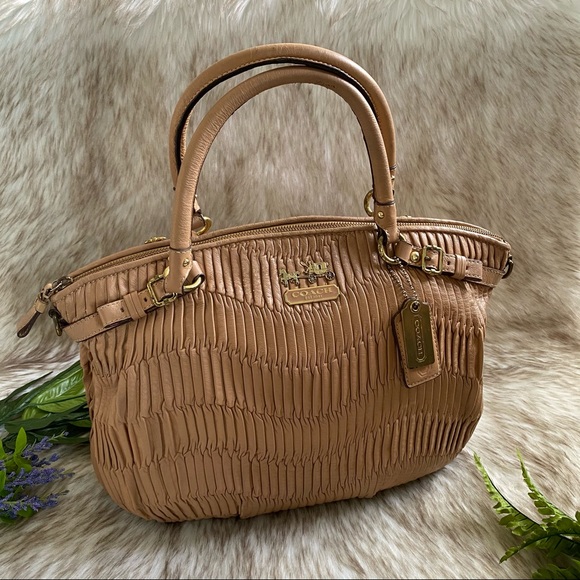 Coach Madison Lindsey Gathered Tote 18643 - Picture 1 of 16